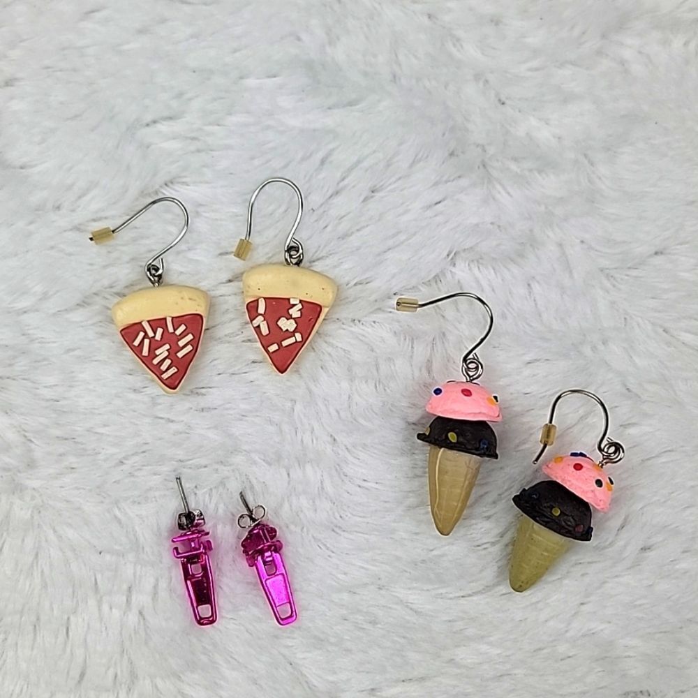 ‎Novelty Earrings... Ice cream cones,  pizza and Zippers